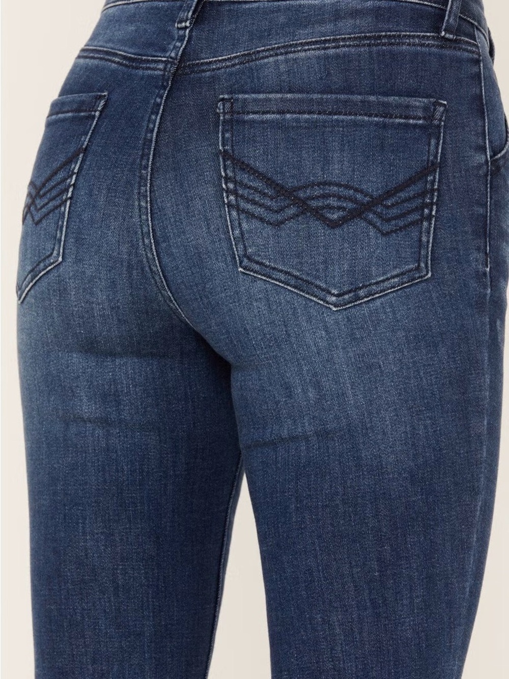 Idyllwind High Rise Flare Jeans ๐ - Picture 4 of 10